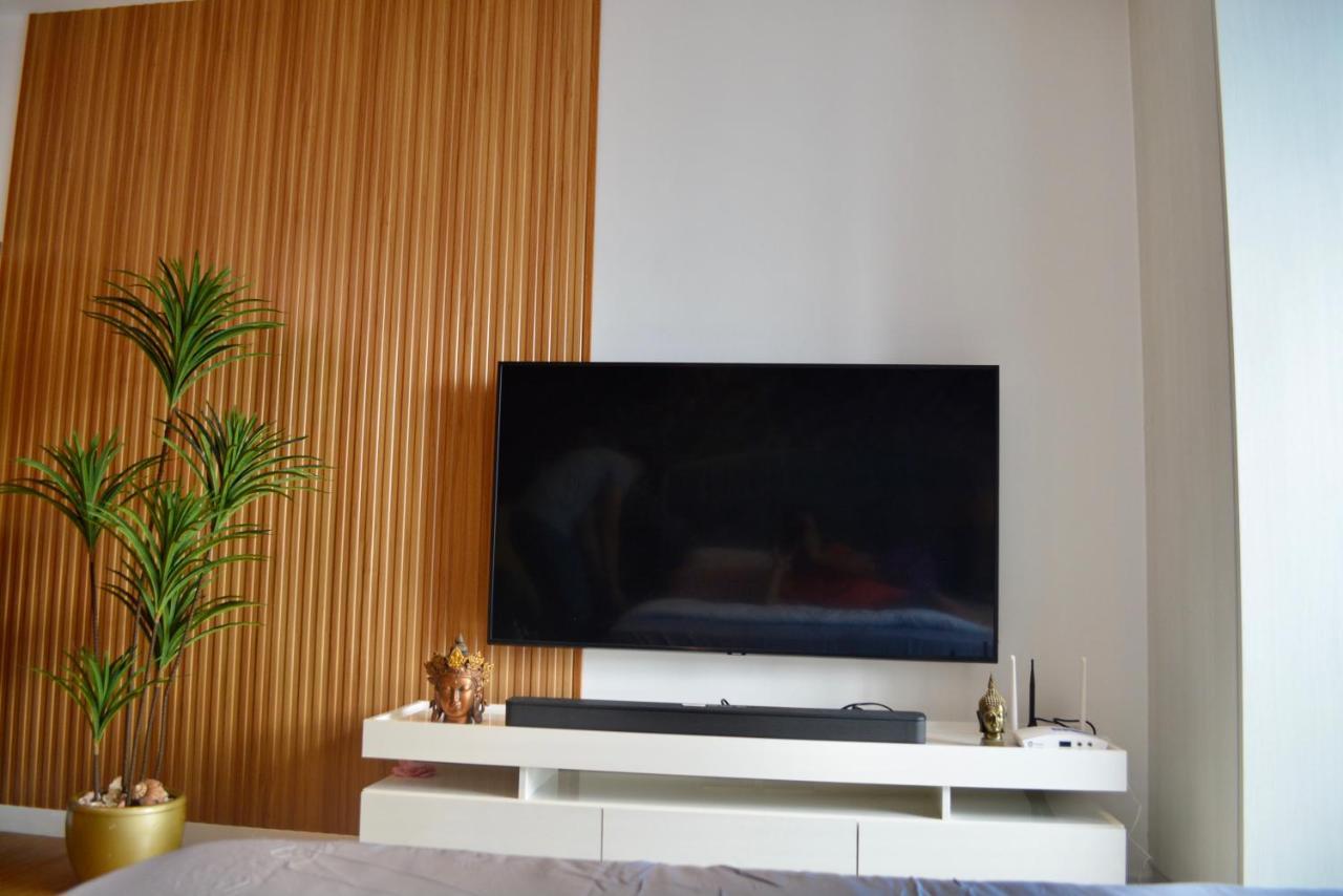 Luxxe Interior Design Condo - Novotel Residences At Acqua Private Residences Mandaluyong Exterior photo