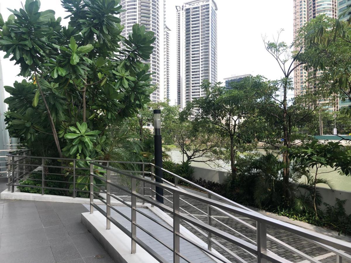Luxxe Interior Design Condo - Novotel Residences At Acqua Private Residences Mandaluyong Exterior photo